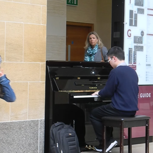 同性男男黄G片免费网站18禁无码
